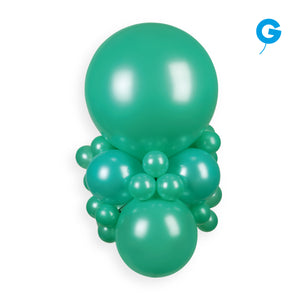 156256 Gemar Metallic Aquamarine 19" Round (25ct)