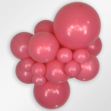 Load image into Gallery viewer, 416540 Fashion Rose 18&quot; Round (50ct)
