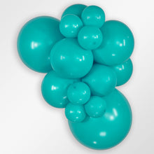 Load image into Gallery viewer, 59031 Deluxe Turquoise 24&quot; Round (10ct)
