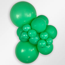 Load image into Gallery viewer, 230467 Fashion Green 11&quot; Round (50ct)
