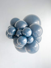 Load image into Gallery viewer, 24088 Tuftex Naval 24&quot; Round (25ct)

