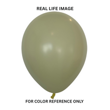 Load image into Gallery viewer, 155661 Pastel Matte Yellow 11&quot; Round (50ct)

