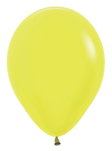 Load image into Gallery viewer, 53053 Neon Yellow 11&quot; Round (100ct)
